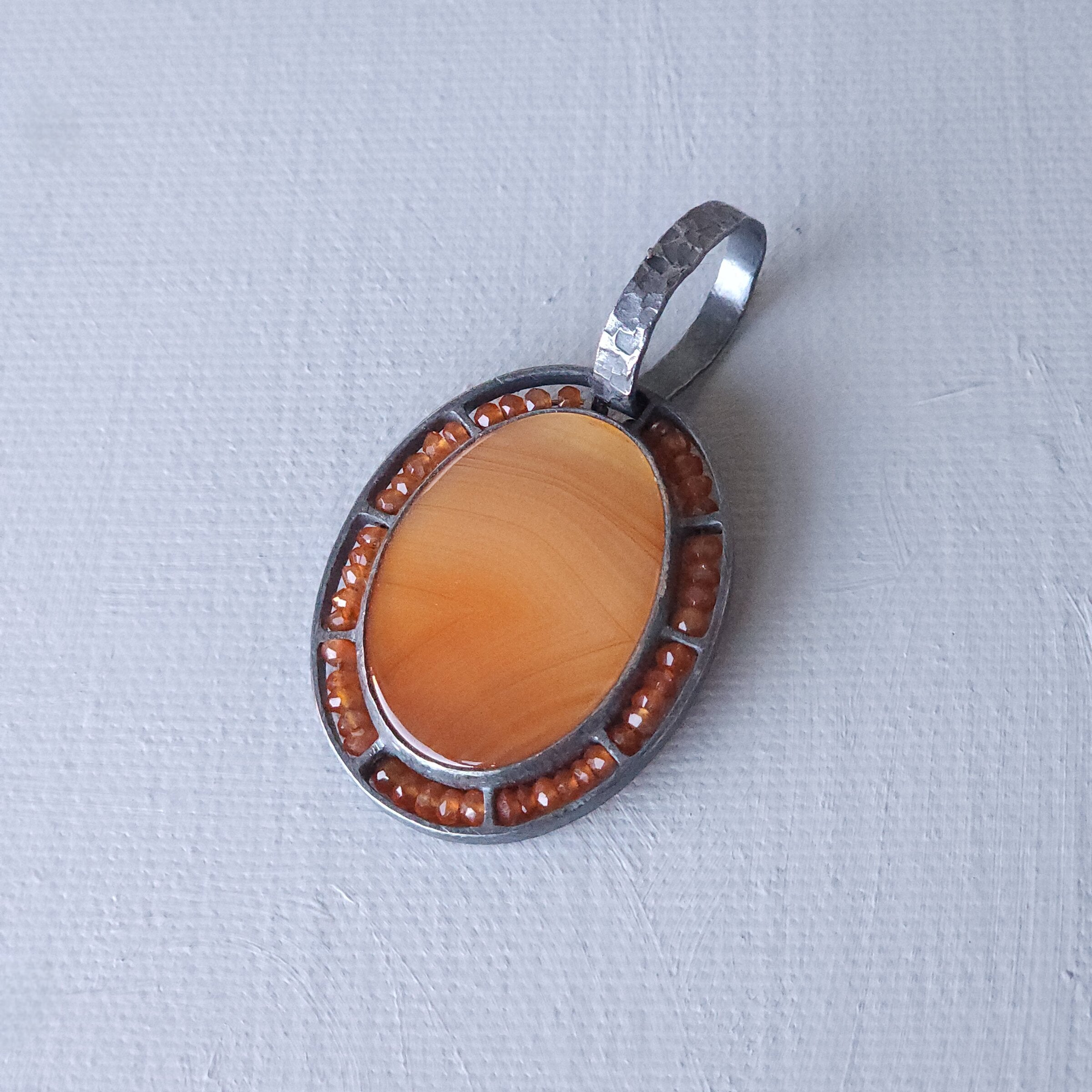 Botswana Agate & Carnelian Border Pendant
