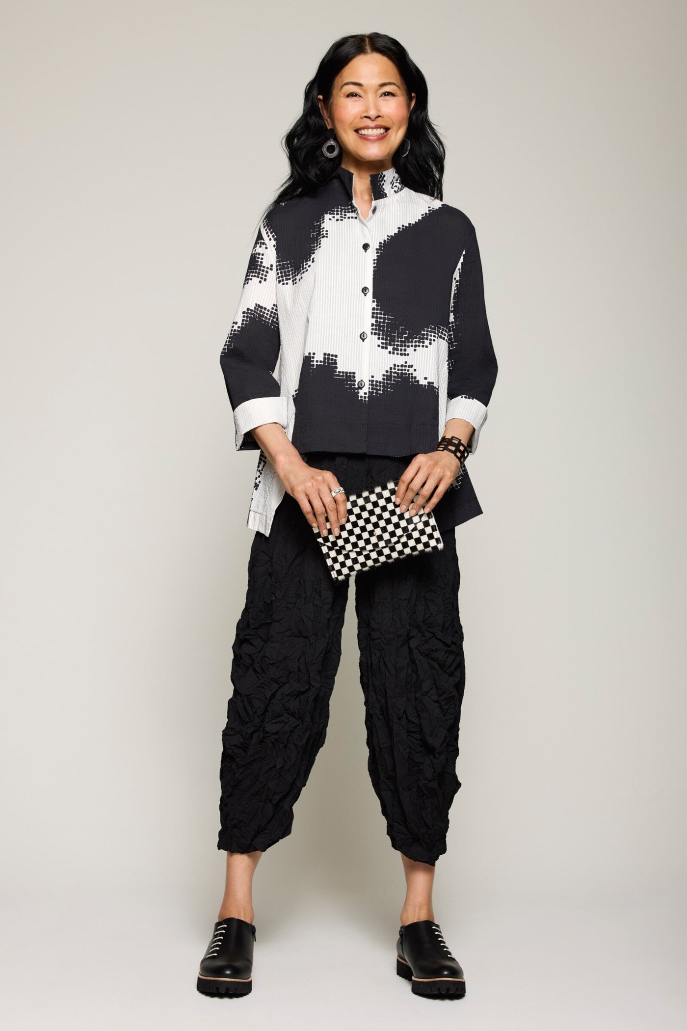 Black & White Multi