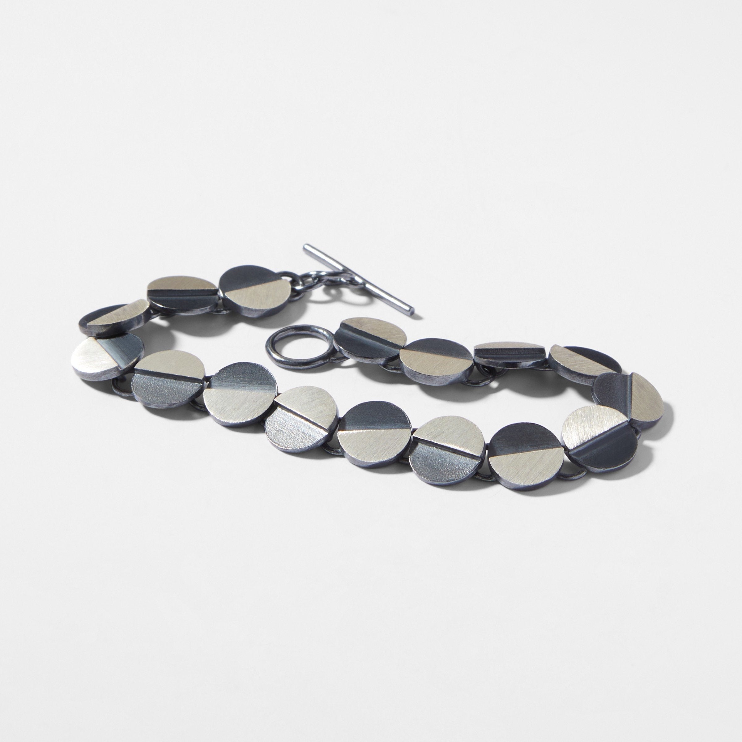 Half and Half Eclipse Circle Link Bracelet