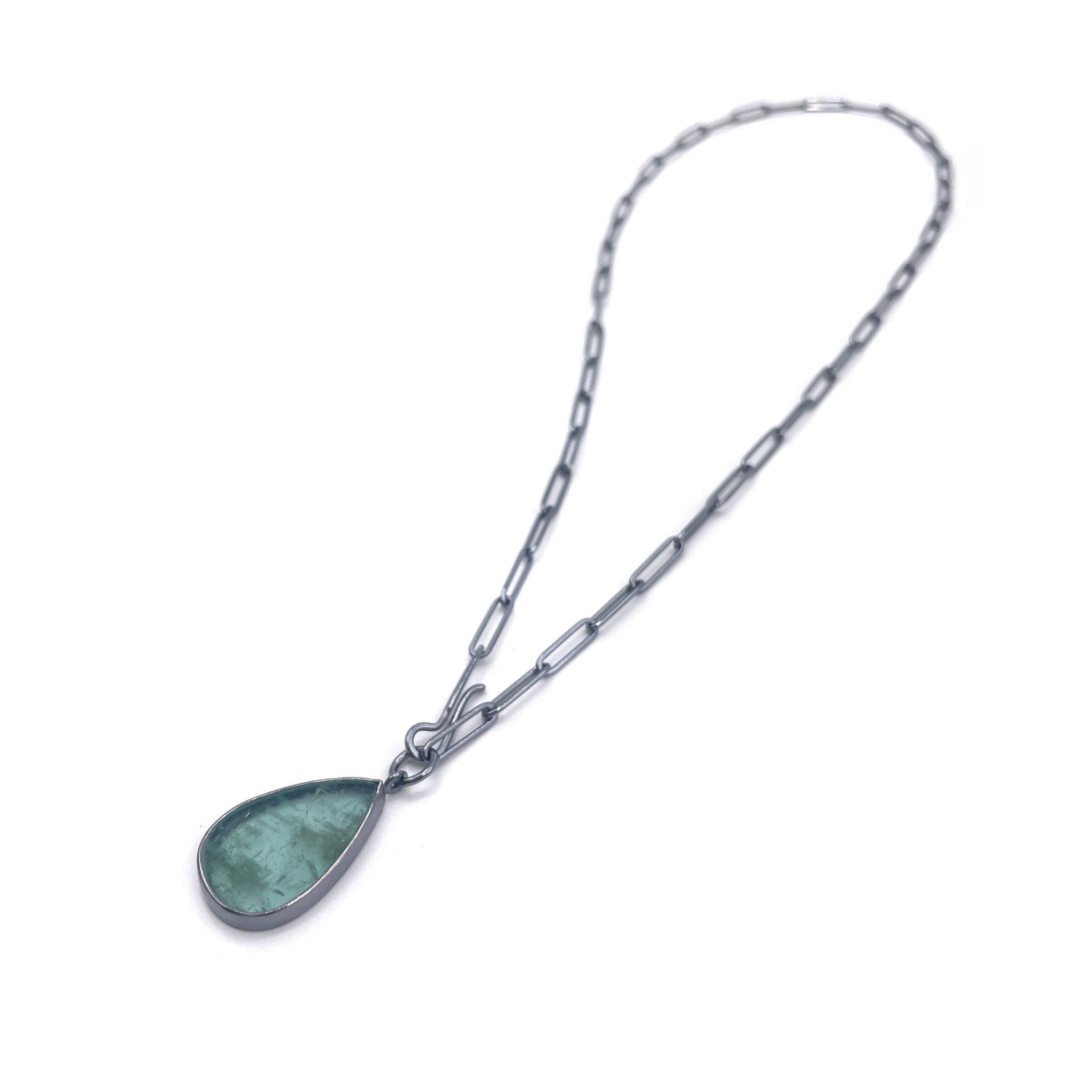 Emerald Lariat