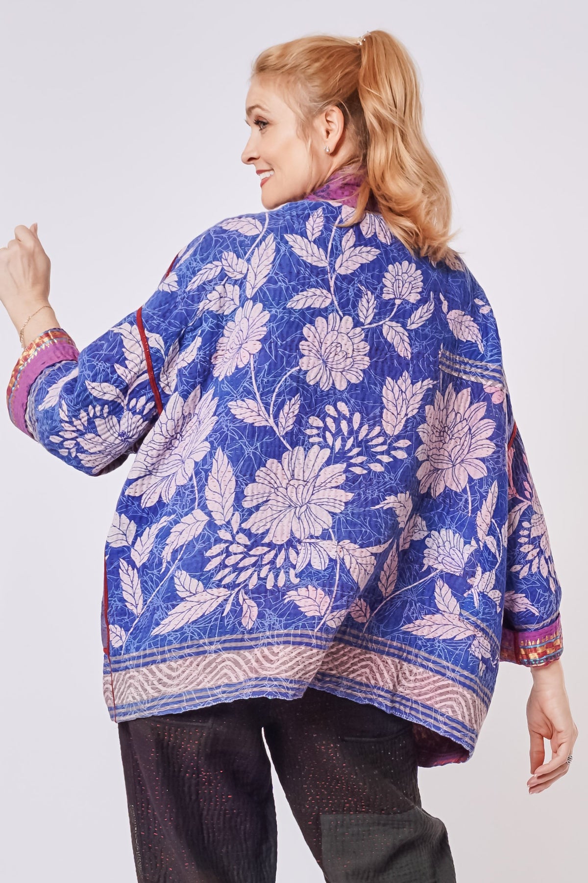 MMTS Holiday 26 Big Pocket Jacket