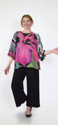 Graphic Turnaround Top