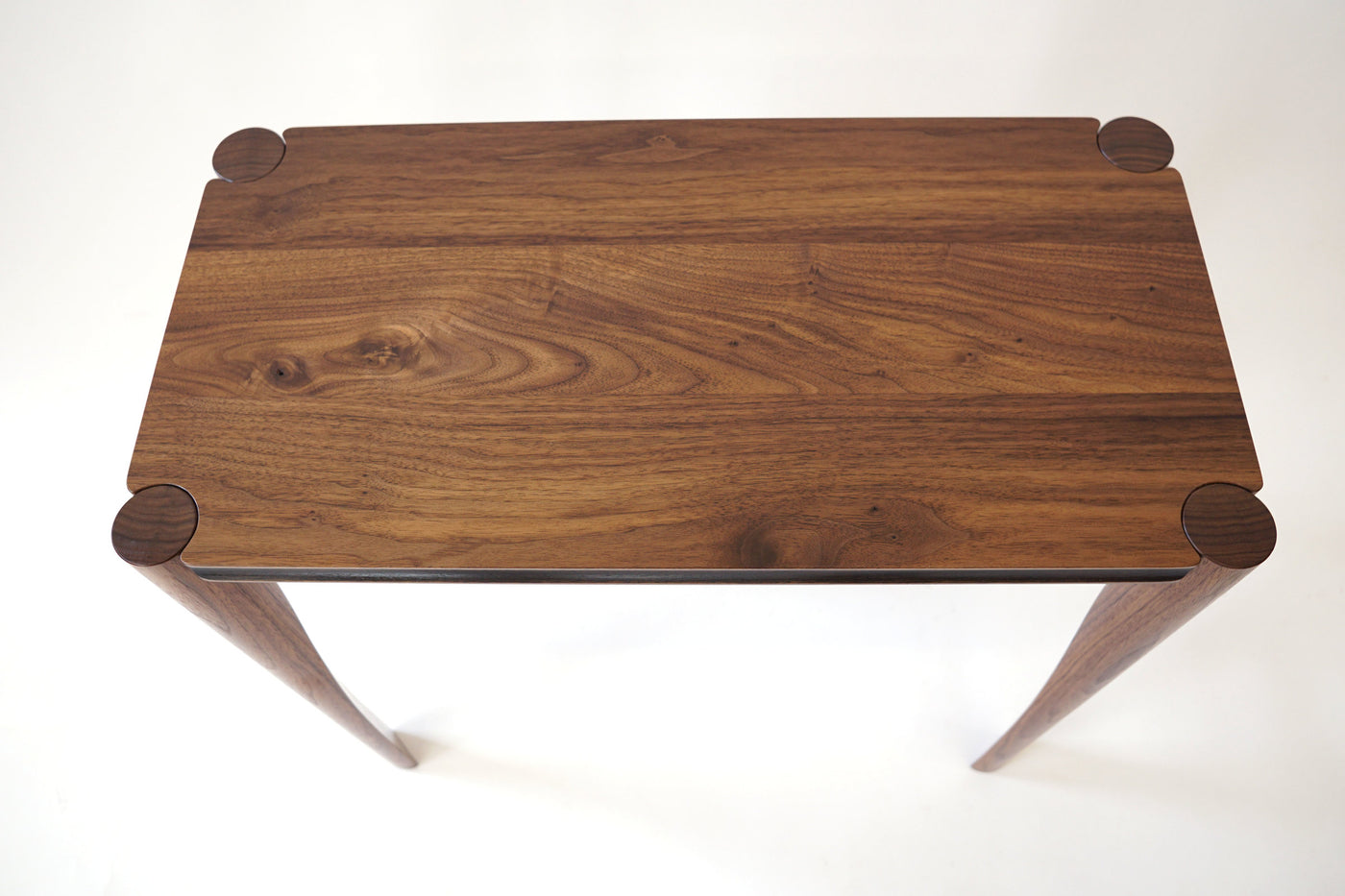 Aviateur Side Table, Walnut