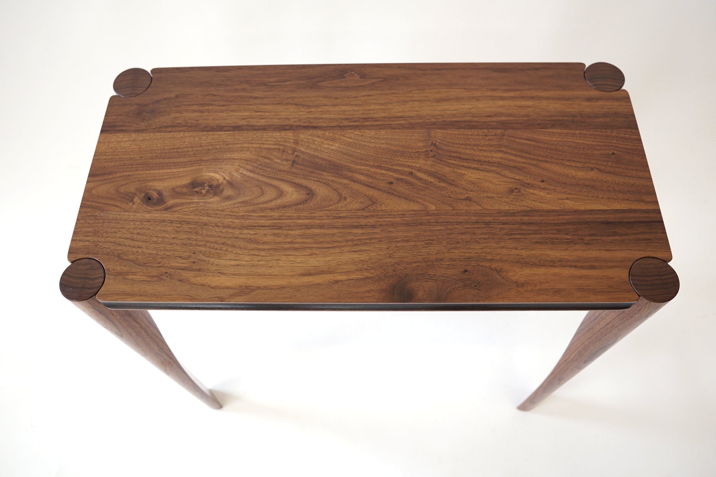 Aviateur Side Table, Walnut