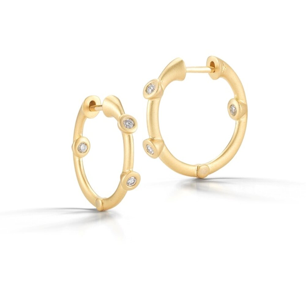 Cono Huggie Earrings