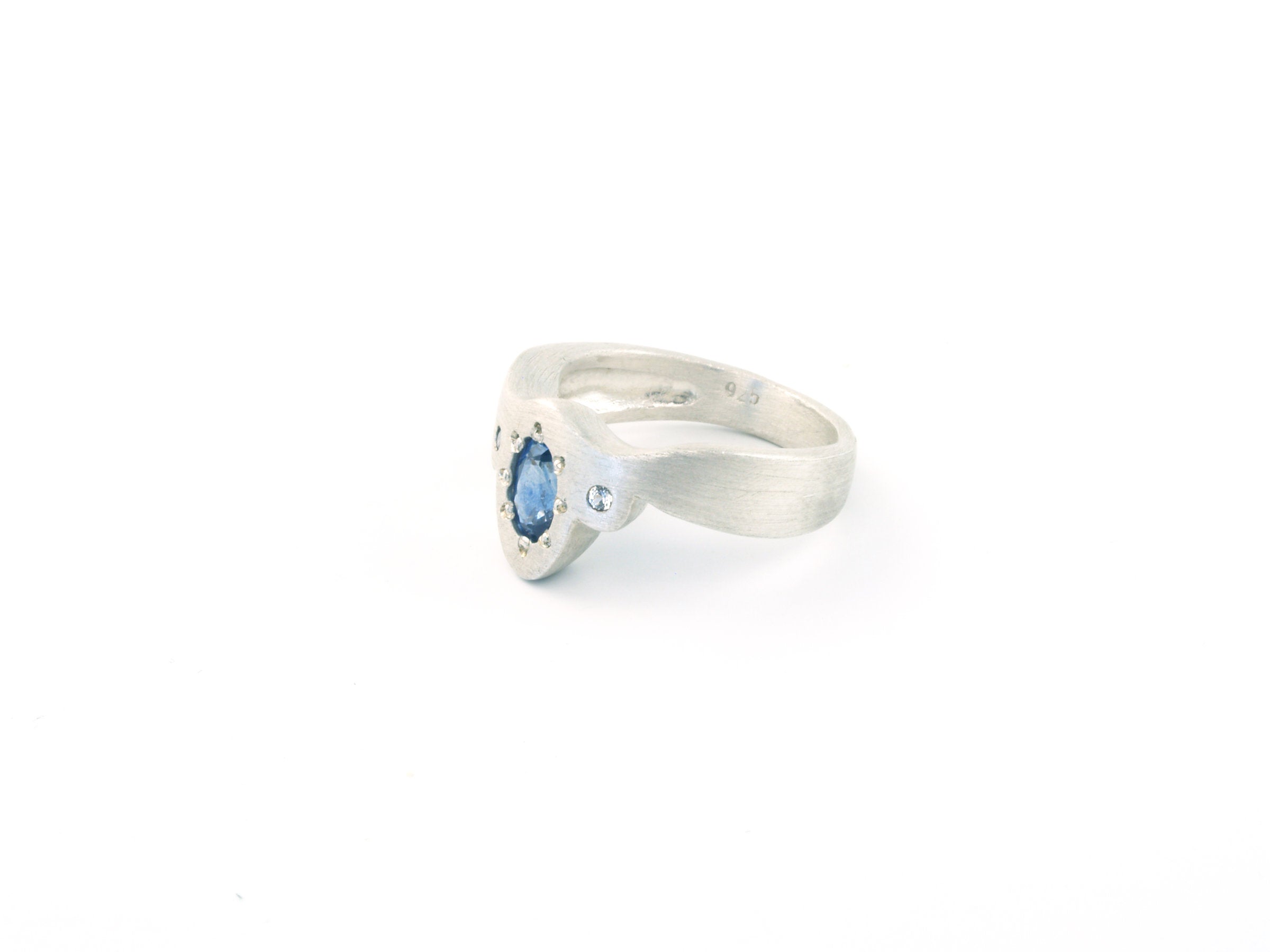 Picot Ring with Montana Sapphire