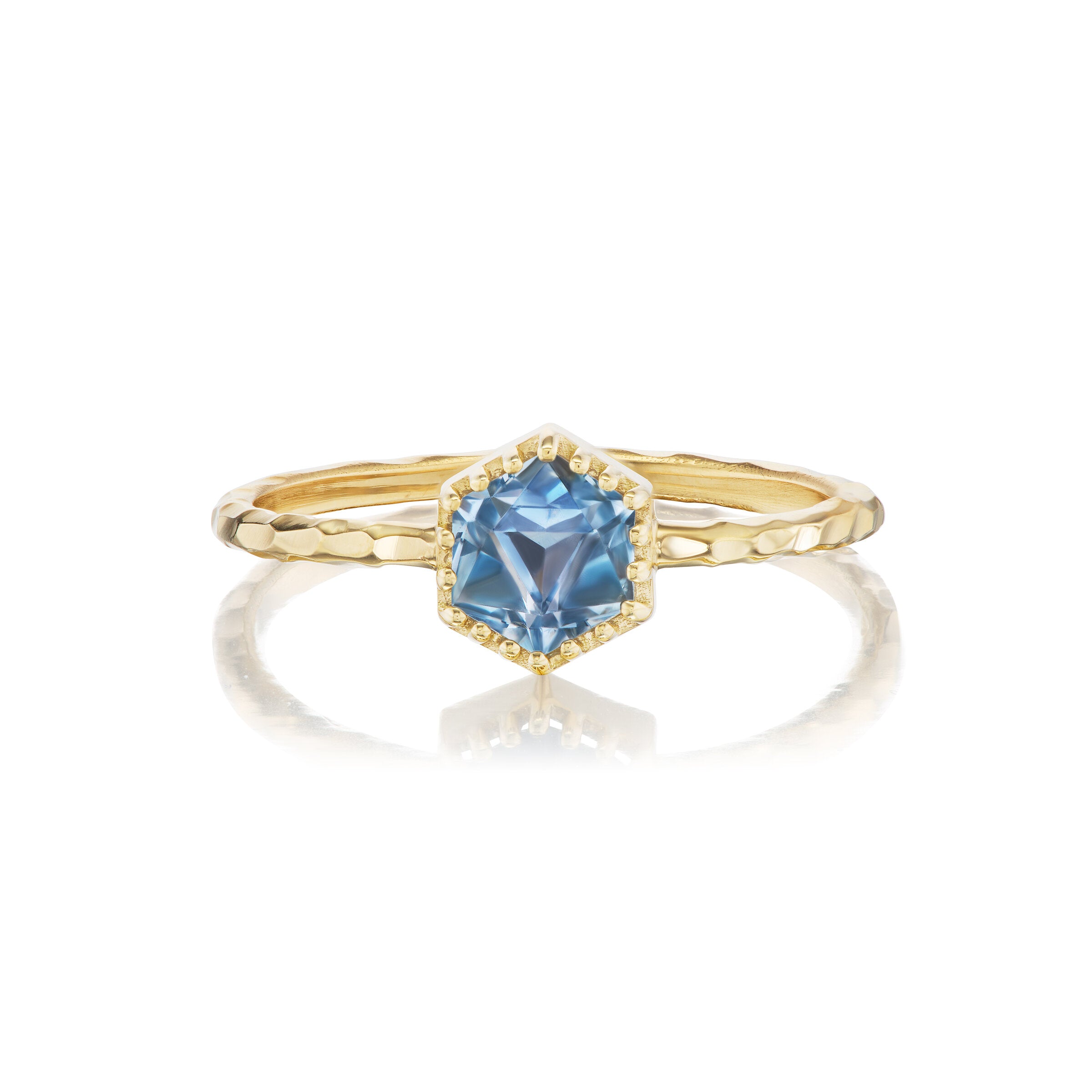 Geocut Sapphire Solitaire Ring