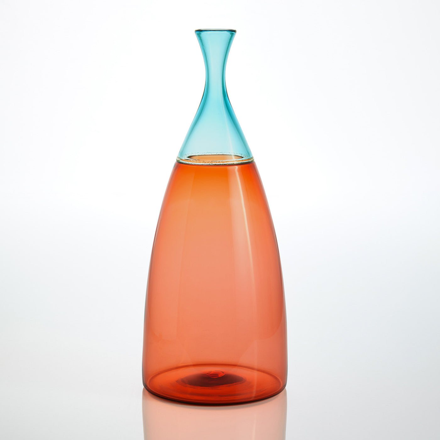 Medium Apricot/Copper Blue