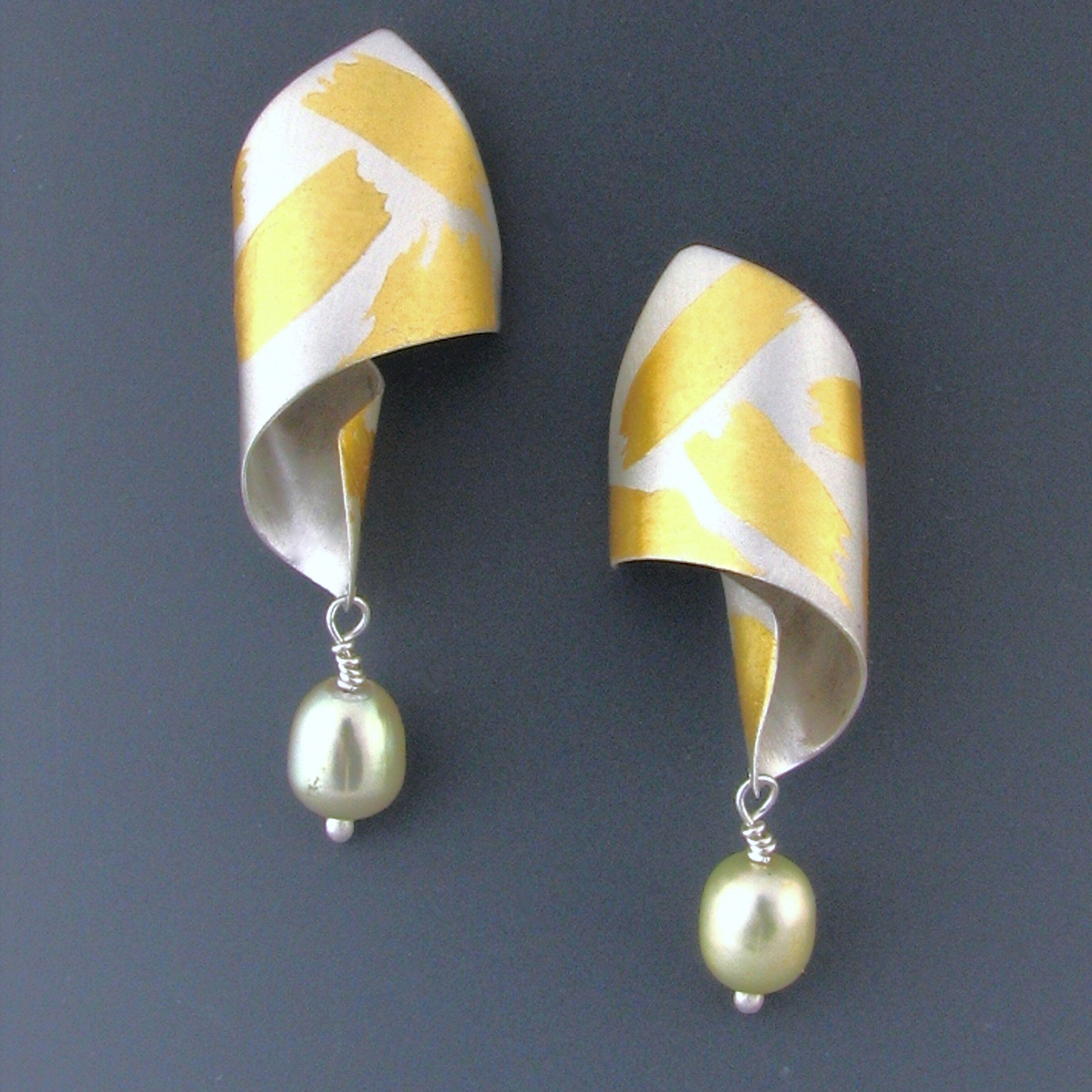 Pique Earrings