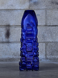 2X4 by Vase
