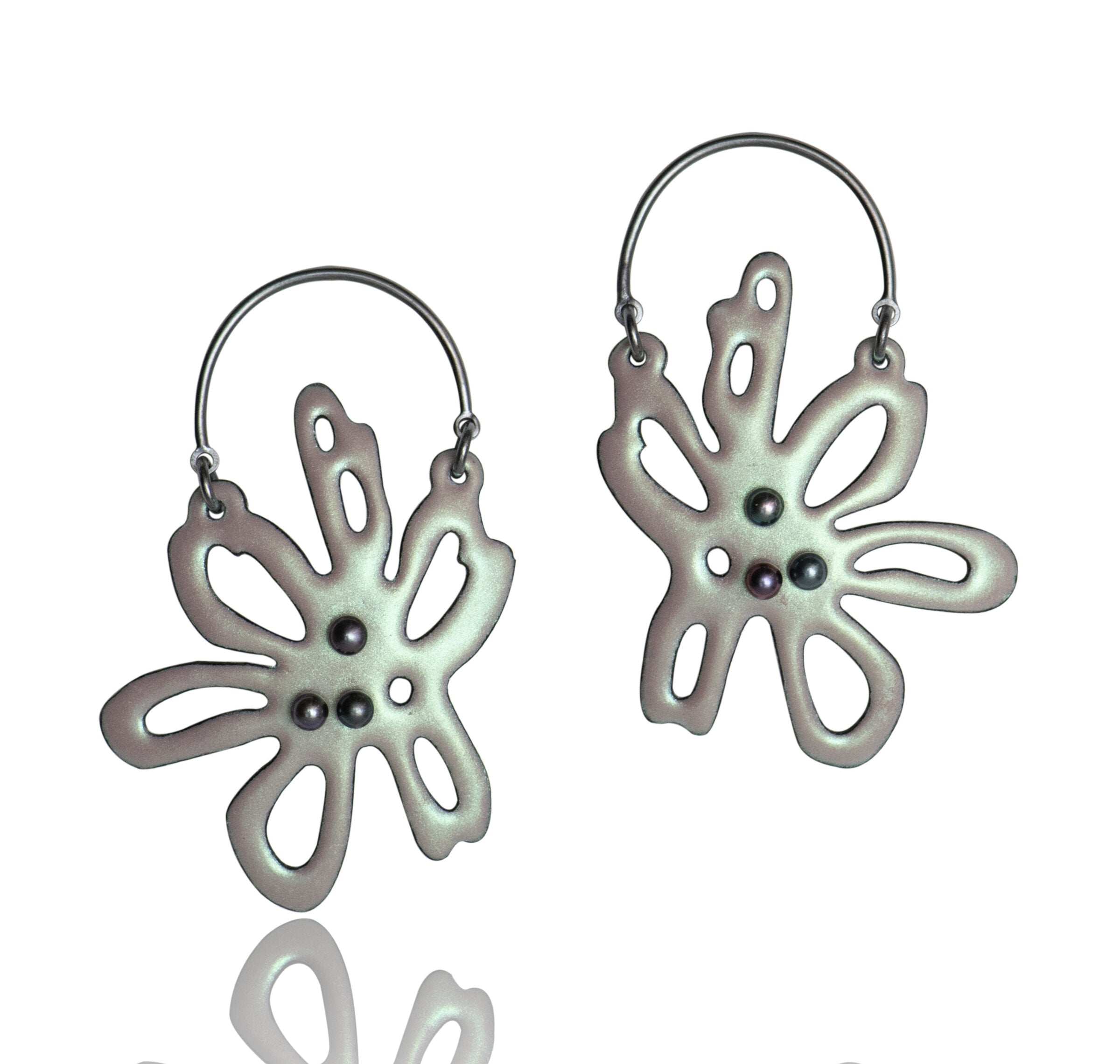 Green Pearly Earrings