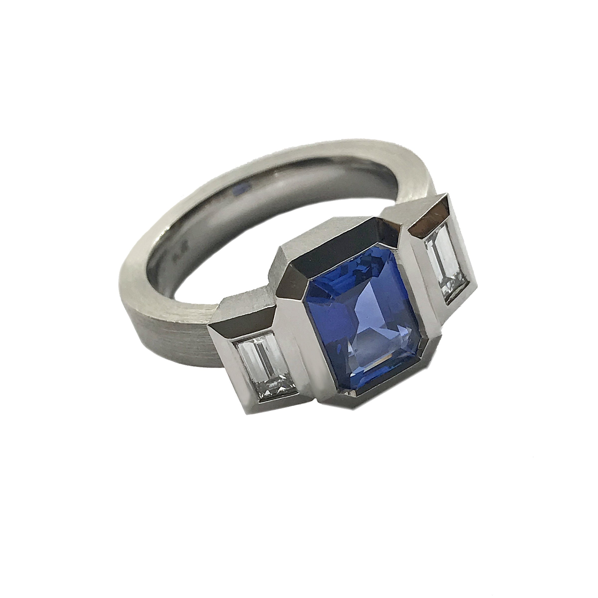 Oblique Fine Three Stone Ring