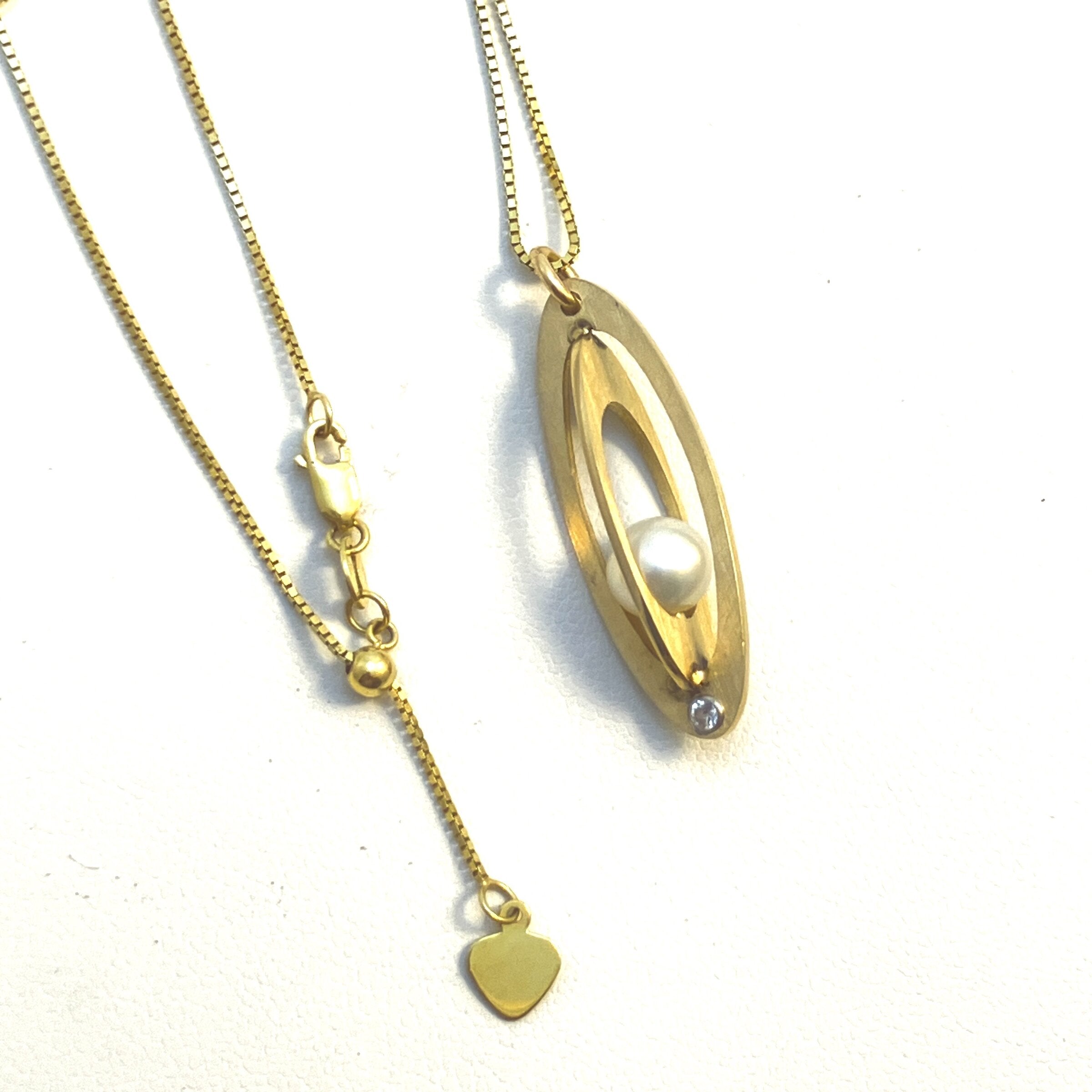 Gold Floating Pearl Pendant