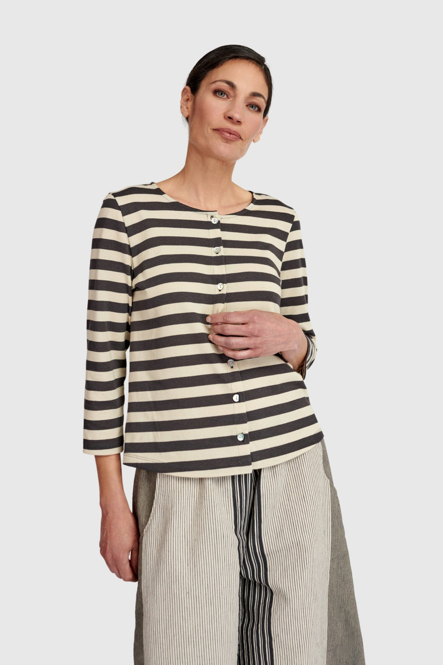 Cream/Gray Stripes