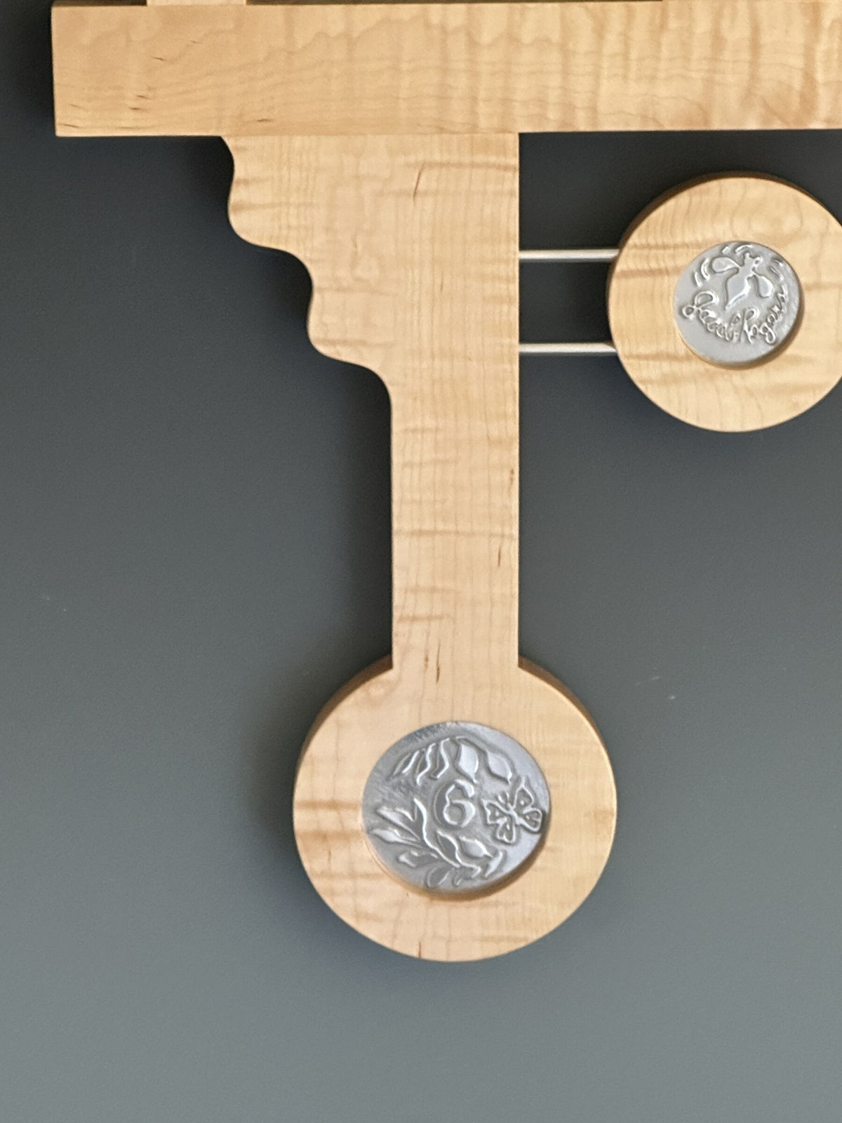 Alice in Wonderful, Fragment 33 Wall Clock