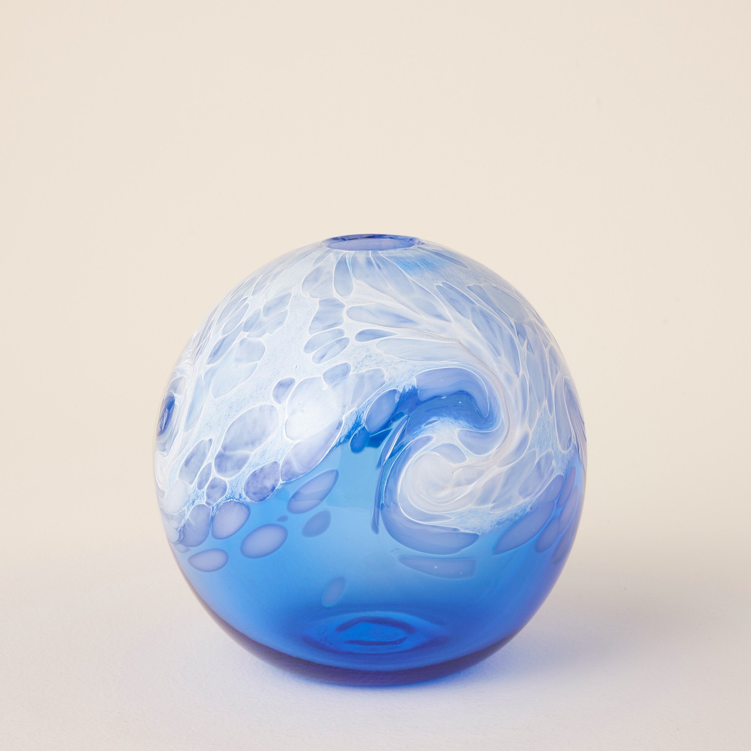 Ocean Series Round Vessel