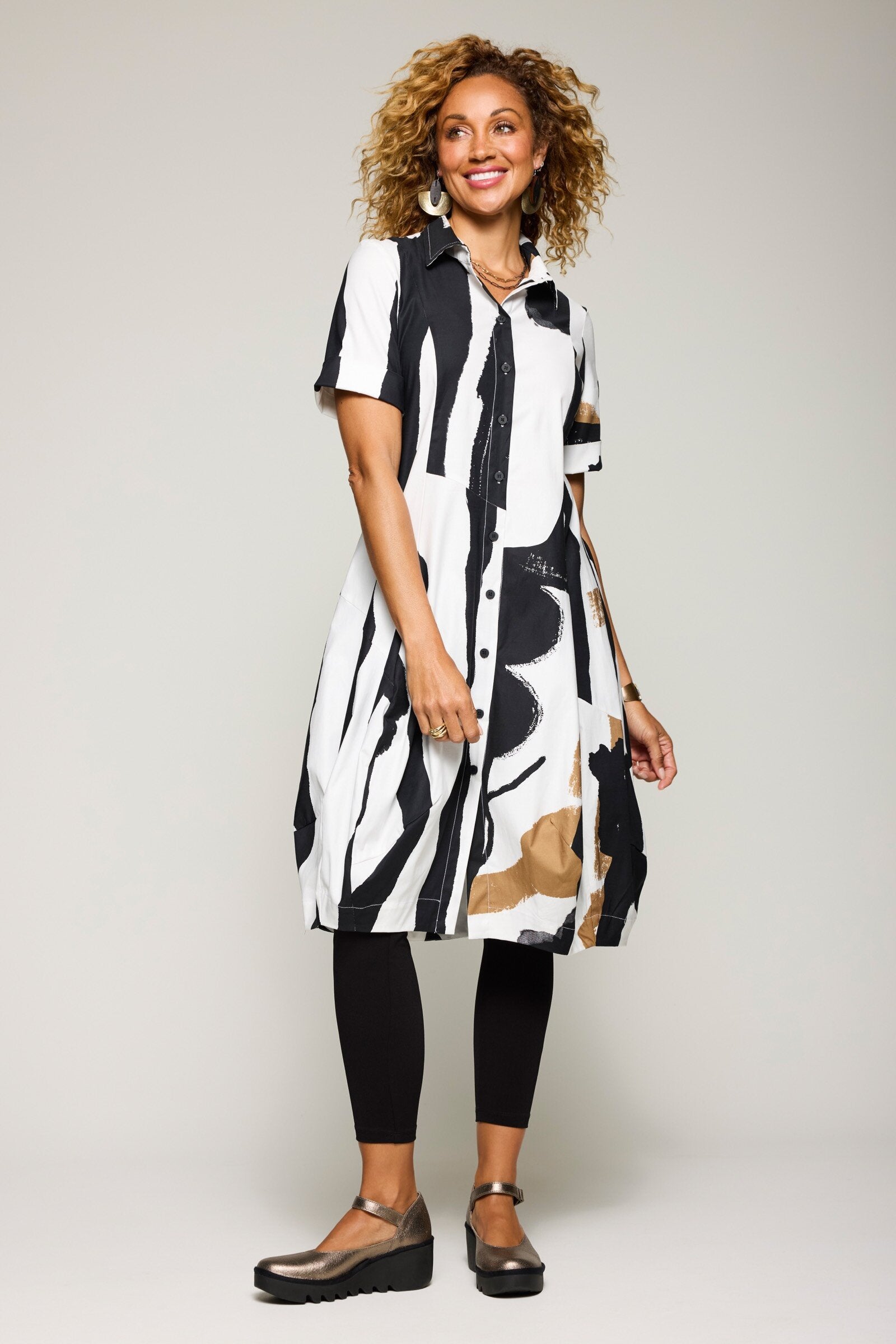 Black and White Multi