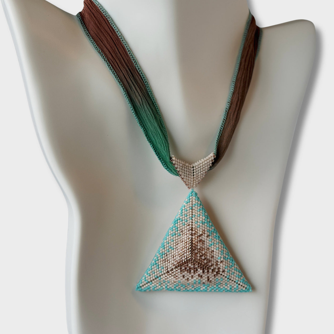 Seafoam with Teal & Cocoa Cord | Photo by Diana Ferguson
