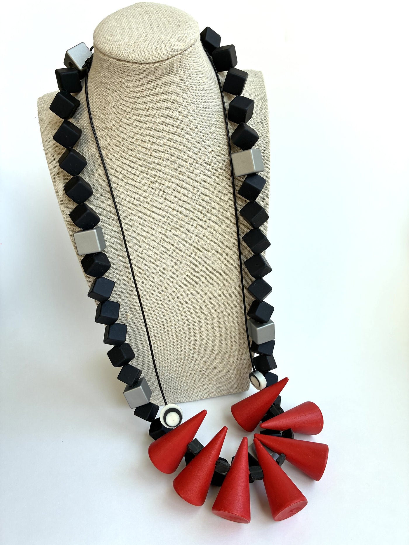 Red & Black Necklace Set