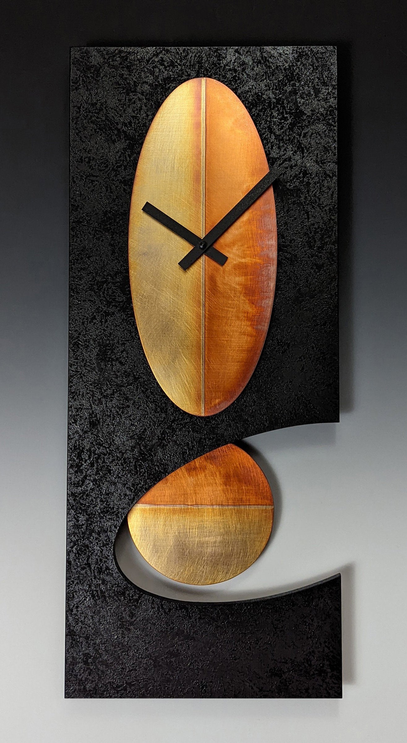 24" clock