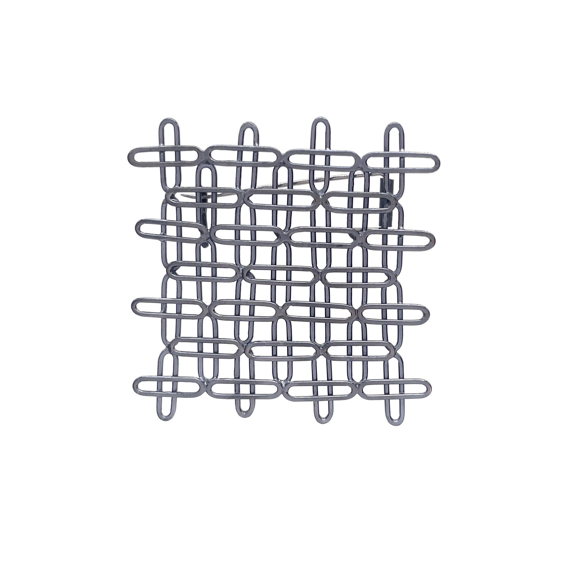 Link Pattern Brooch