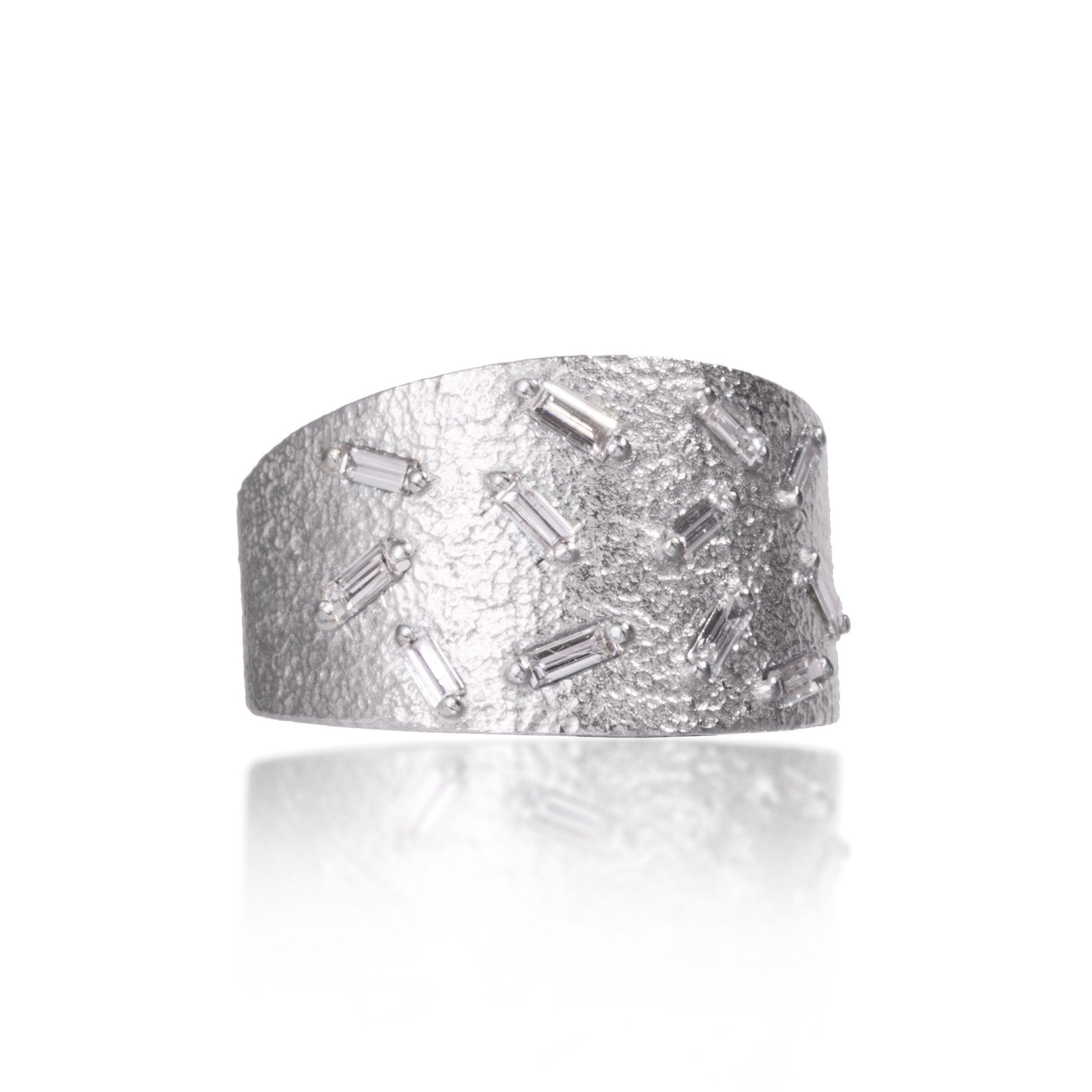 Palladium Ice Ring