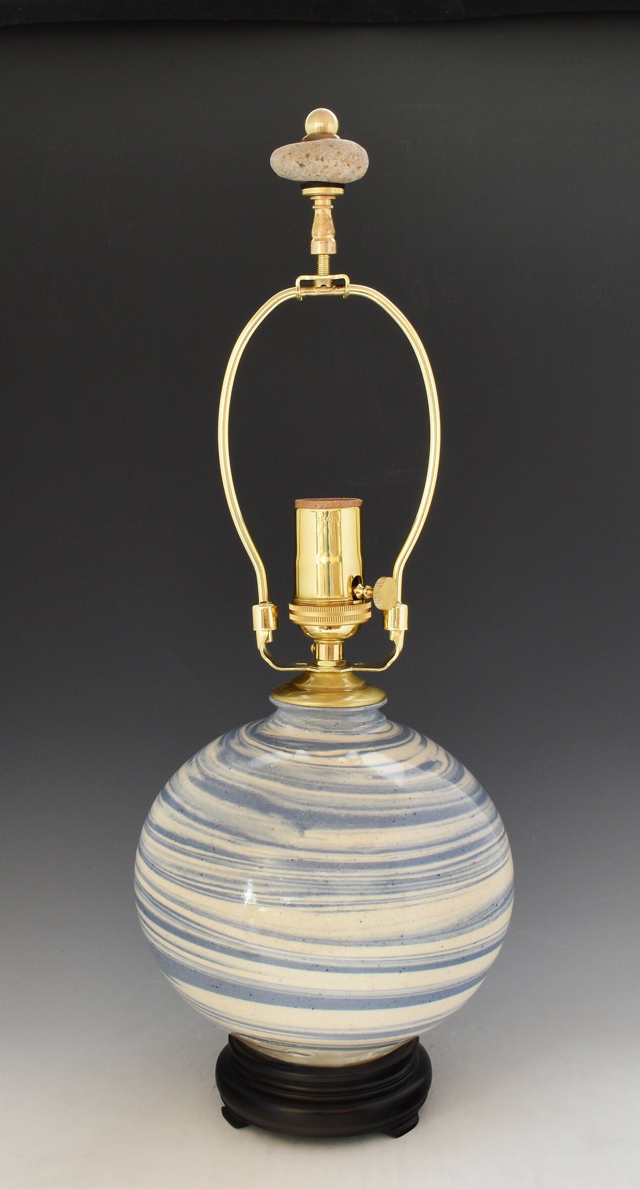 Blue and Cream Neriage Table Lamp