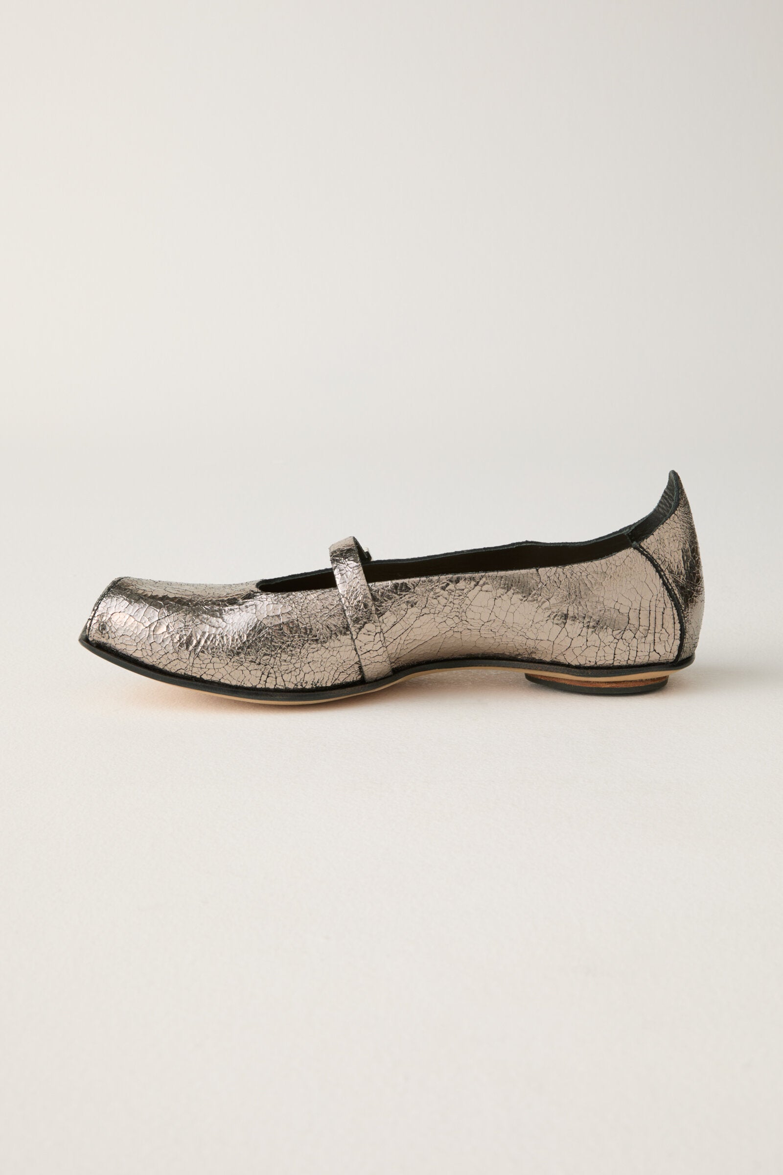 Crinkle Metallic Flat