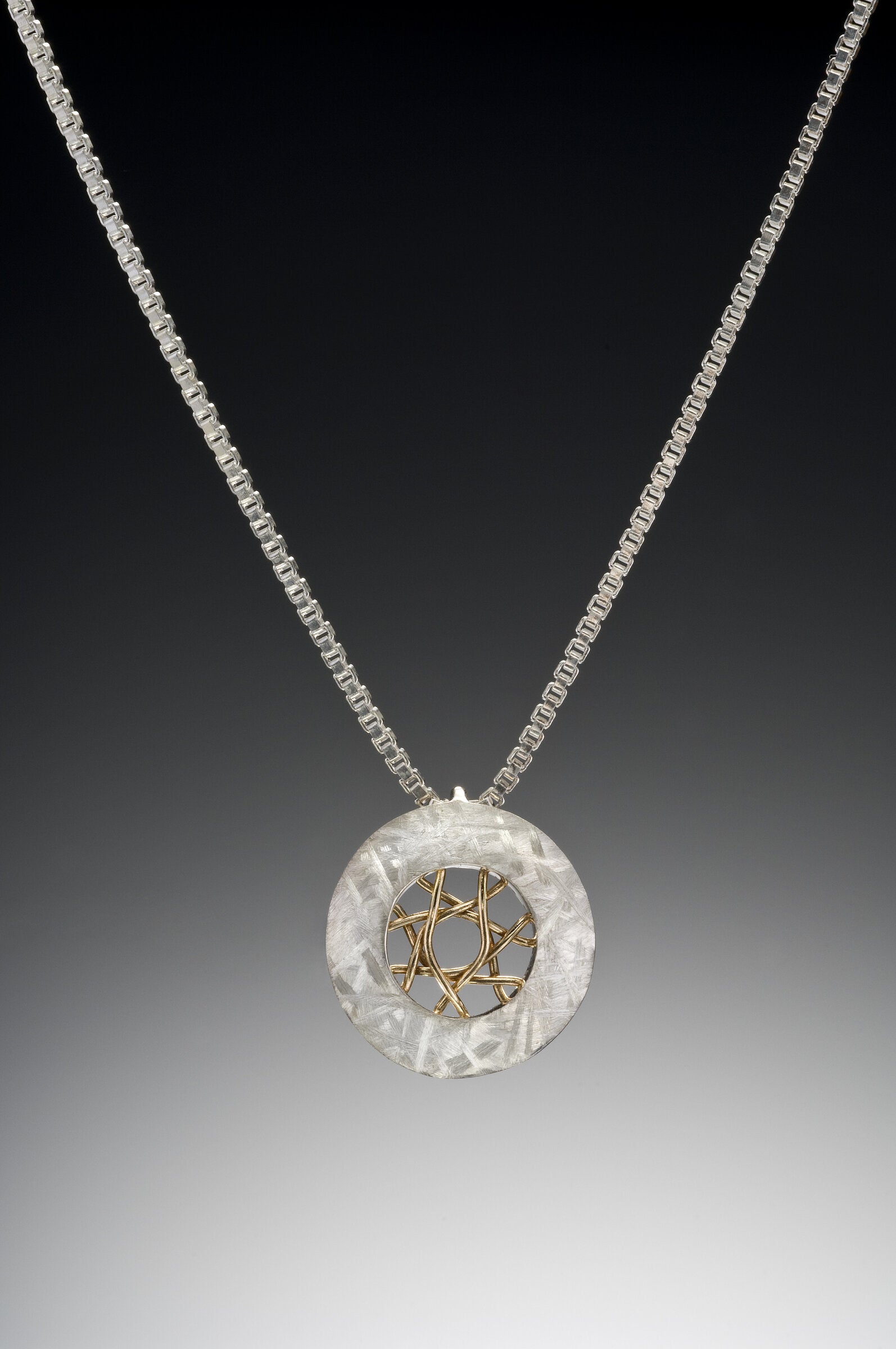 Round Spyro Pendant