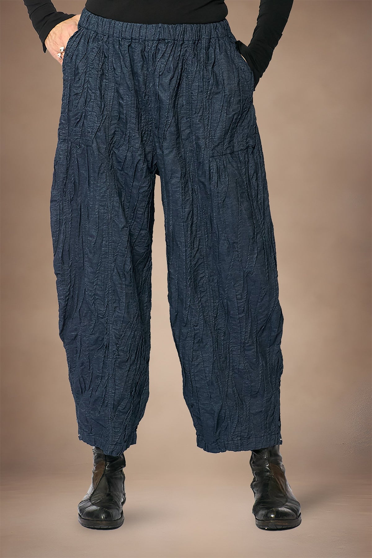 MMTS Holiday 2026 Barrel Pant