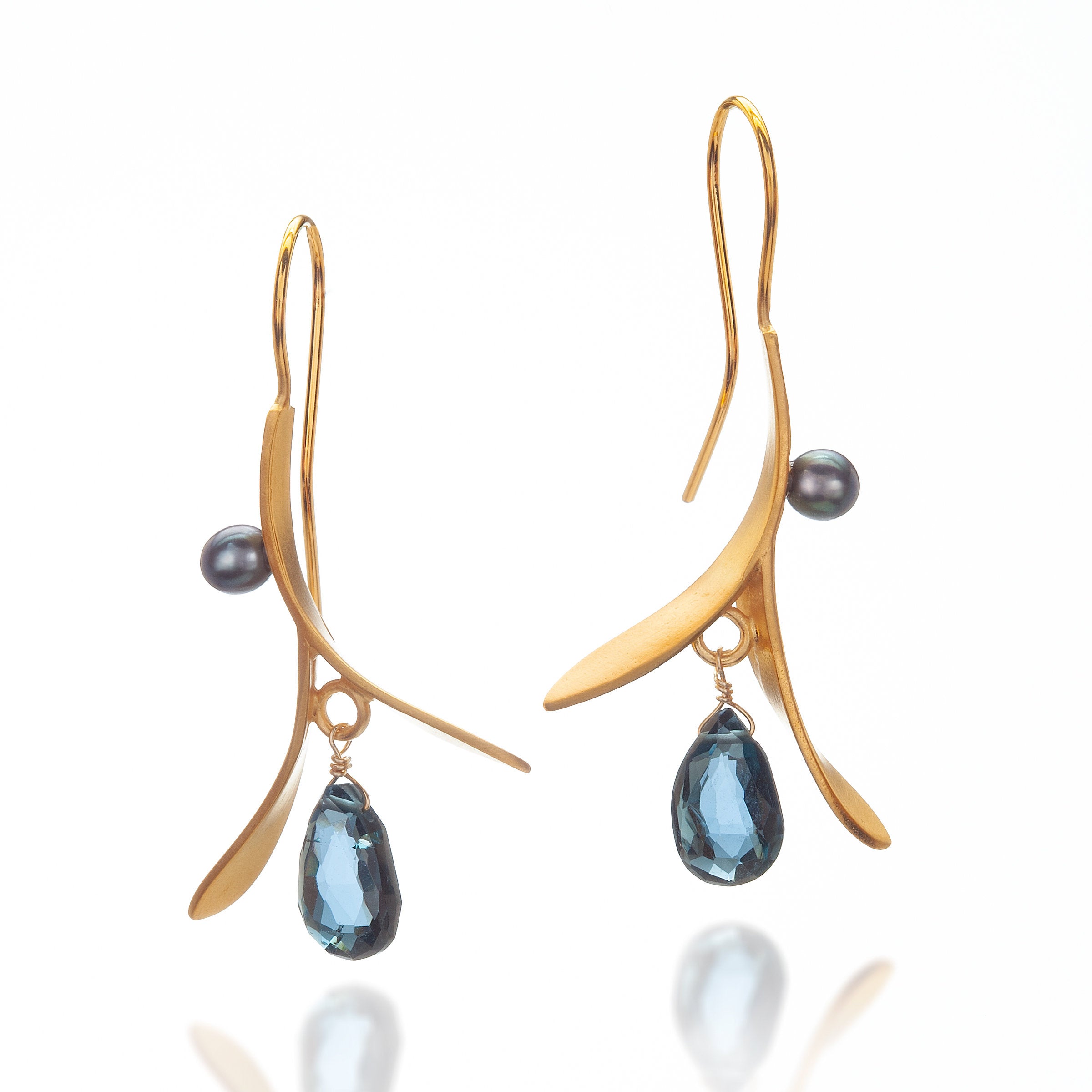 London Blue Topaz & Black Pearl