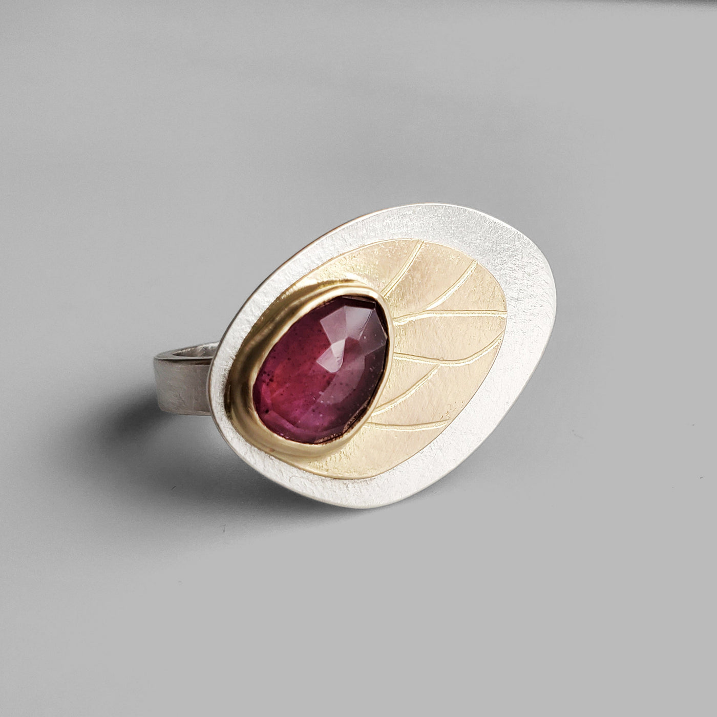 Lydia Ring