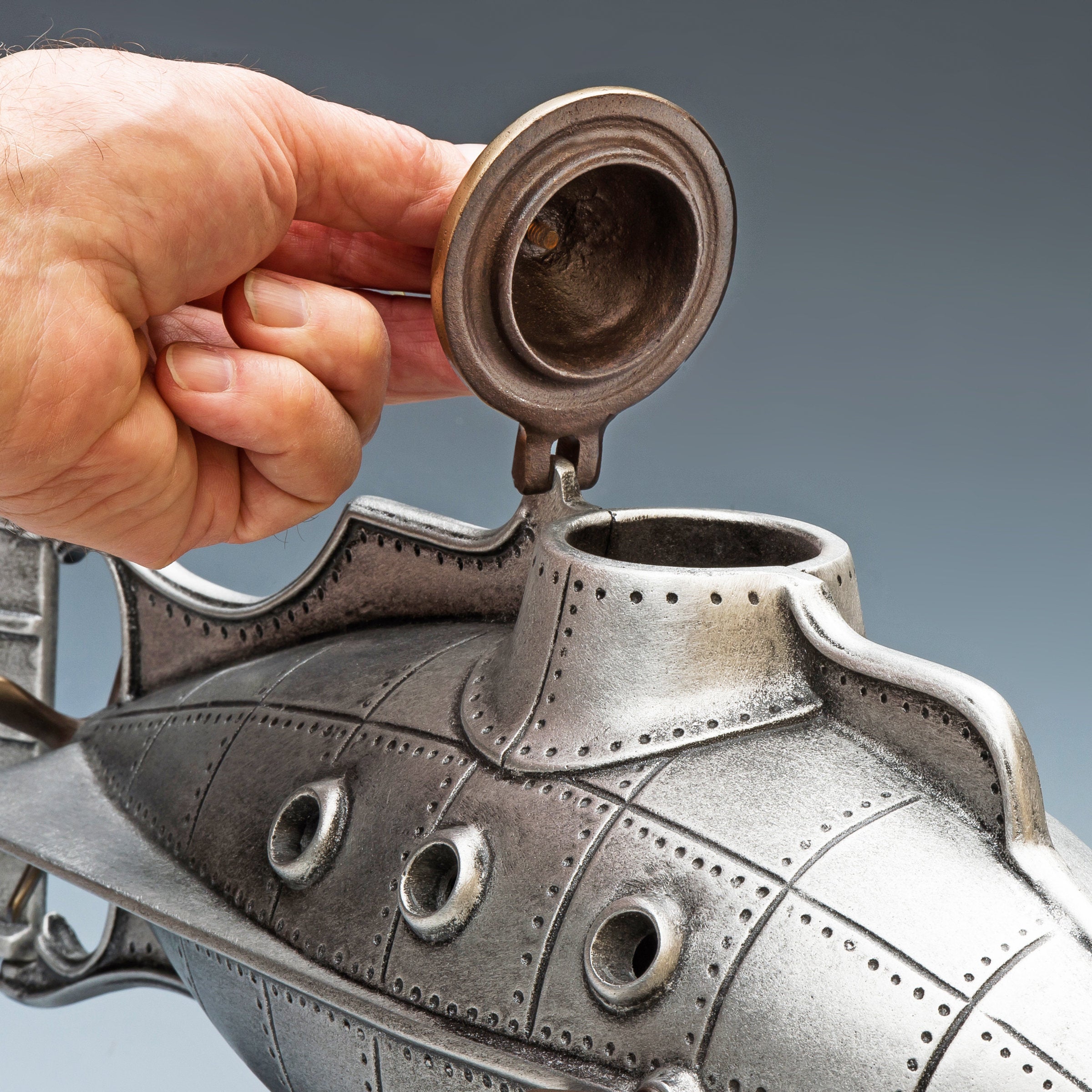 Submarine · Artful Home