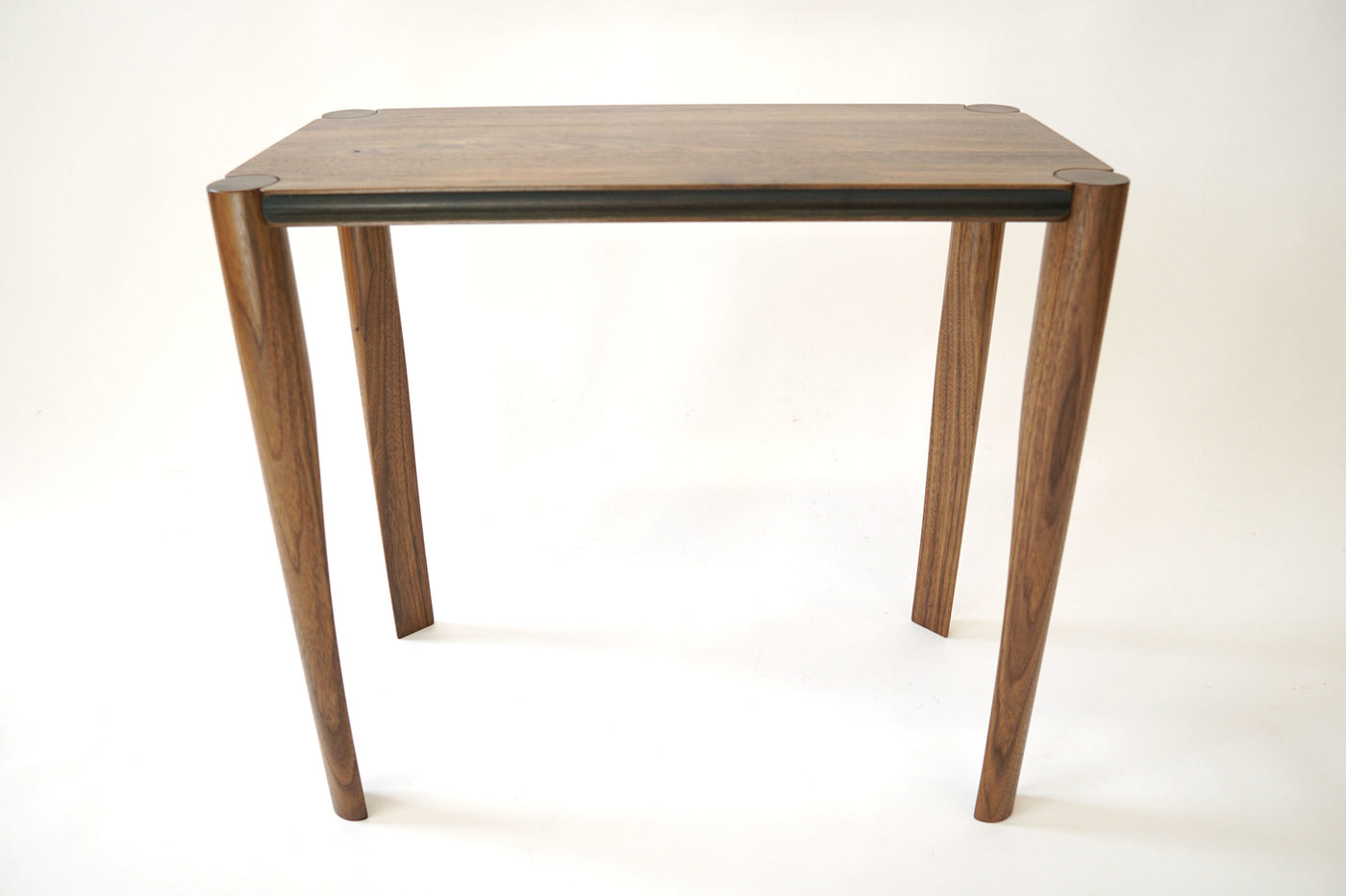 Aviateur Side Table, Walnut