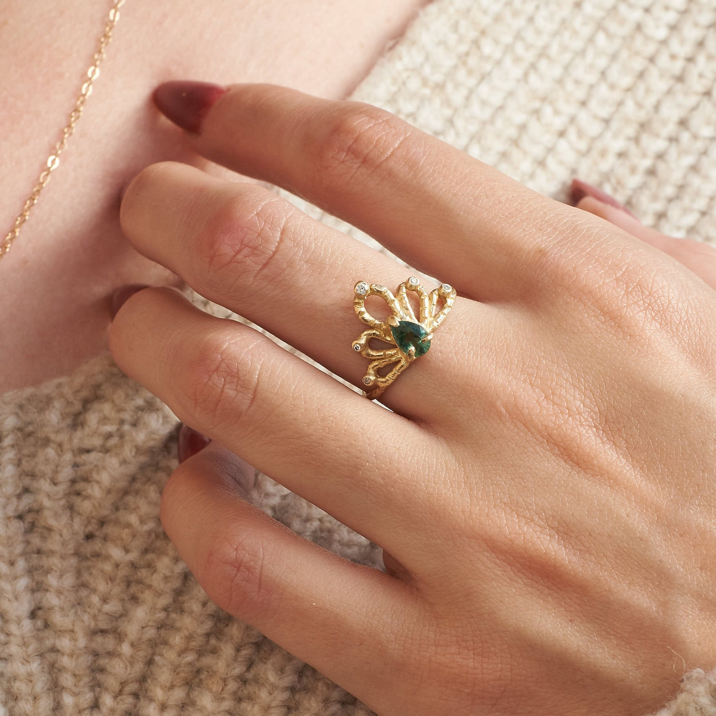 Tavas Ring