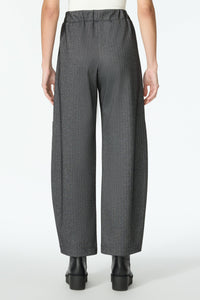 Herringbone Barrel Leg Pant