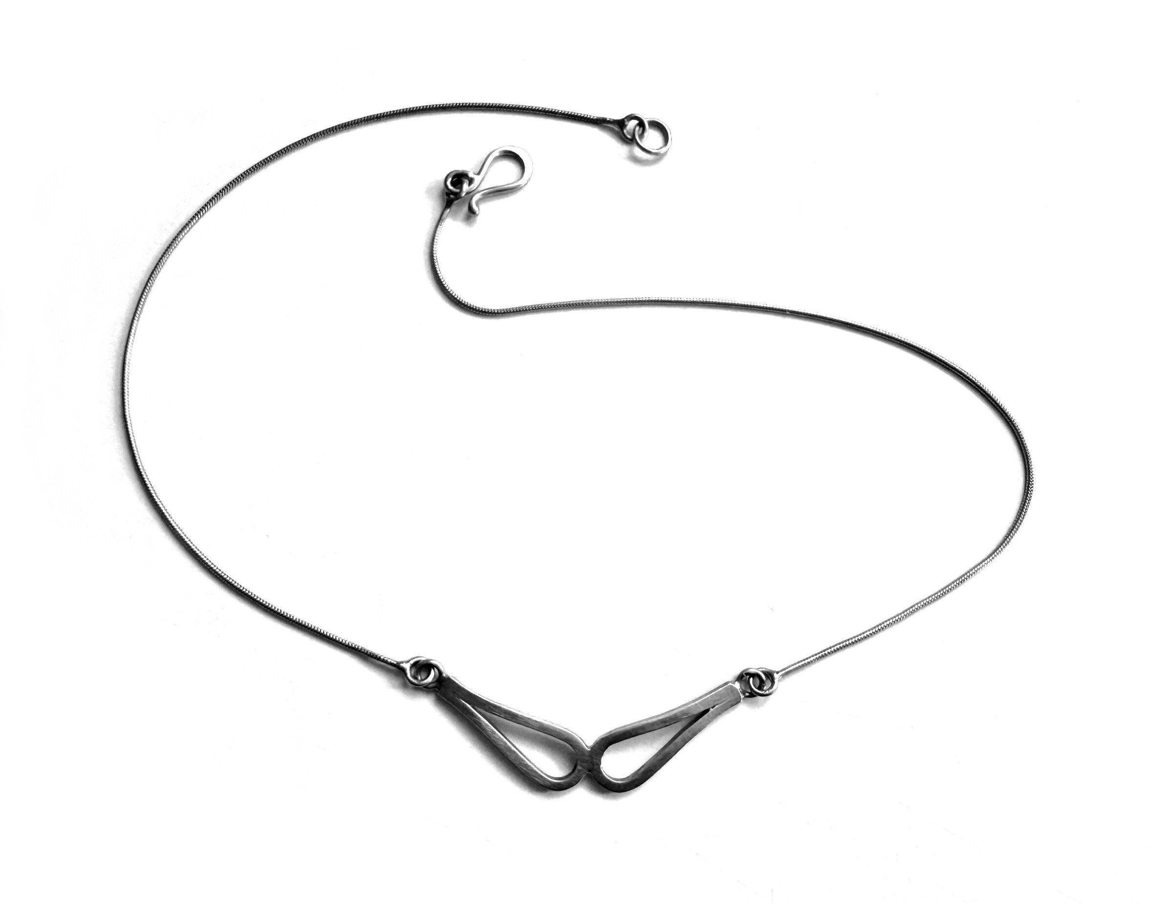 Loop Necklace
