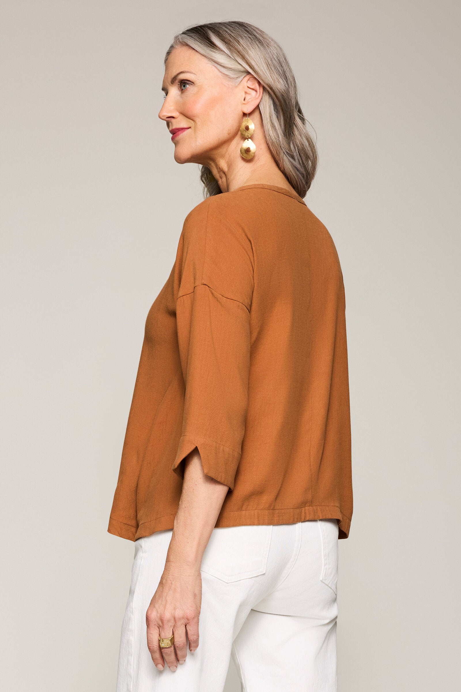 Sandwashed Pebble Sway Tee · Artful Home