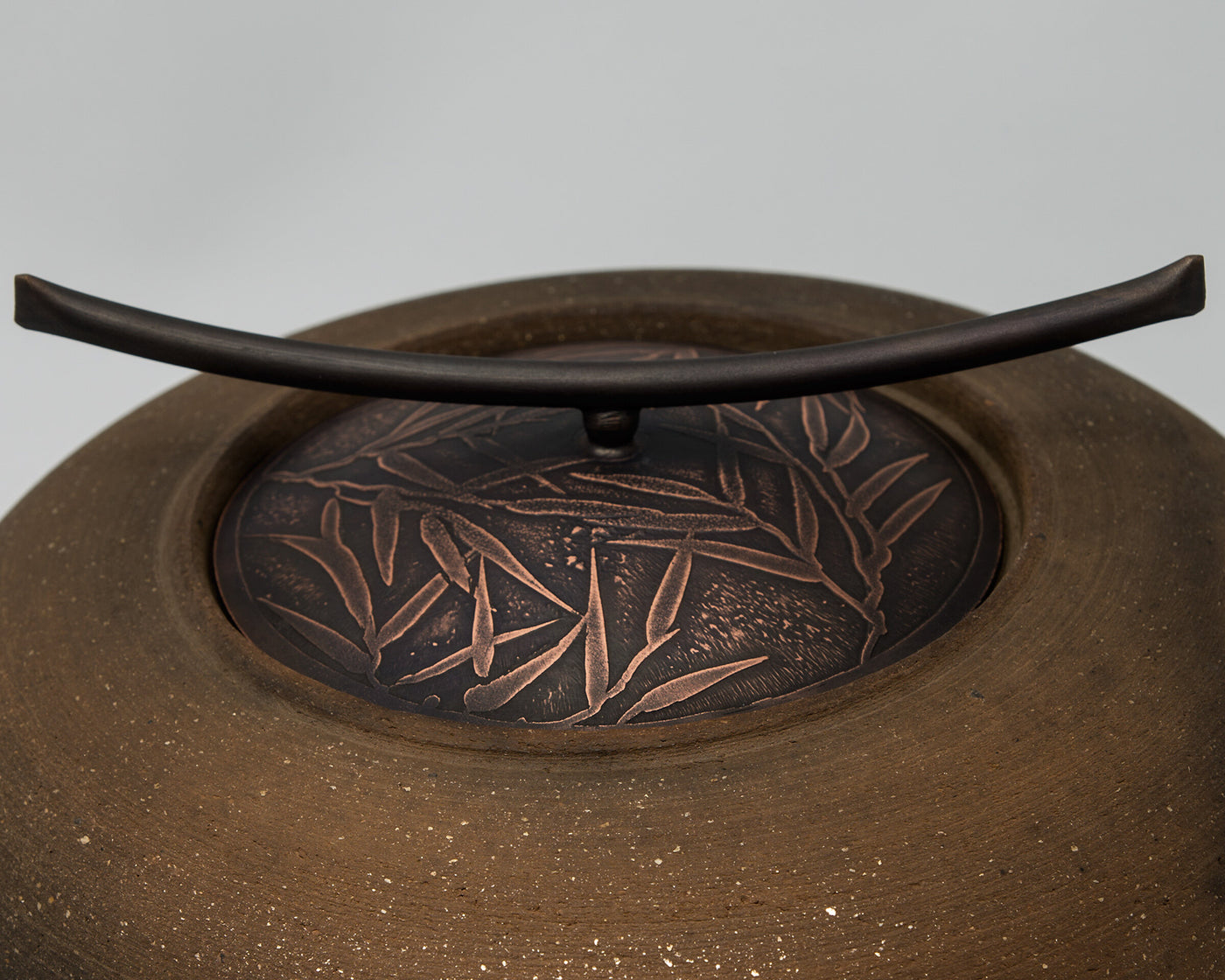 Mica Leaf and Vine Low Vessel