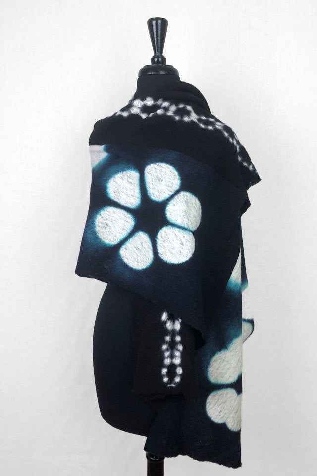 Ecru/Deep Sea/Black