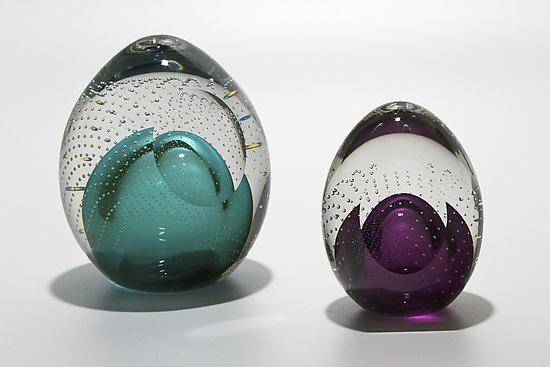 left to right: medium lagoon, small violet