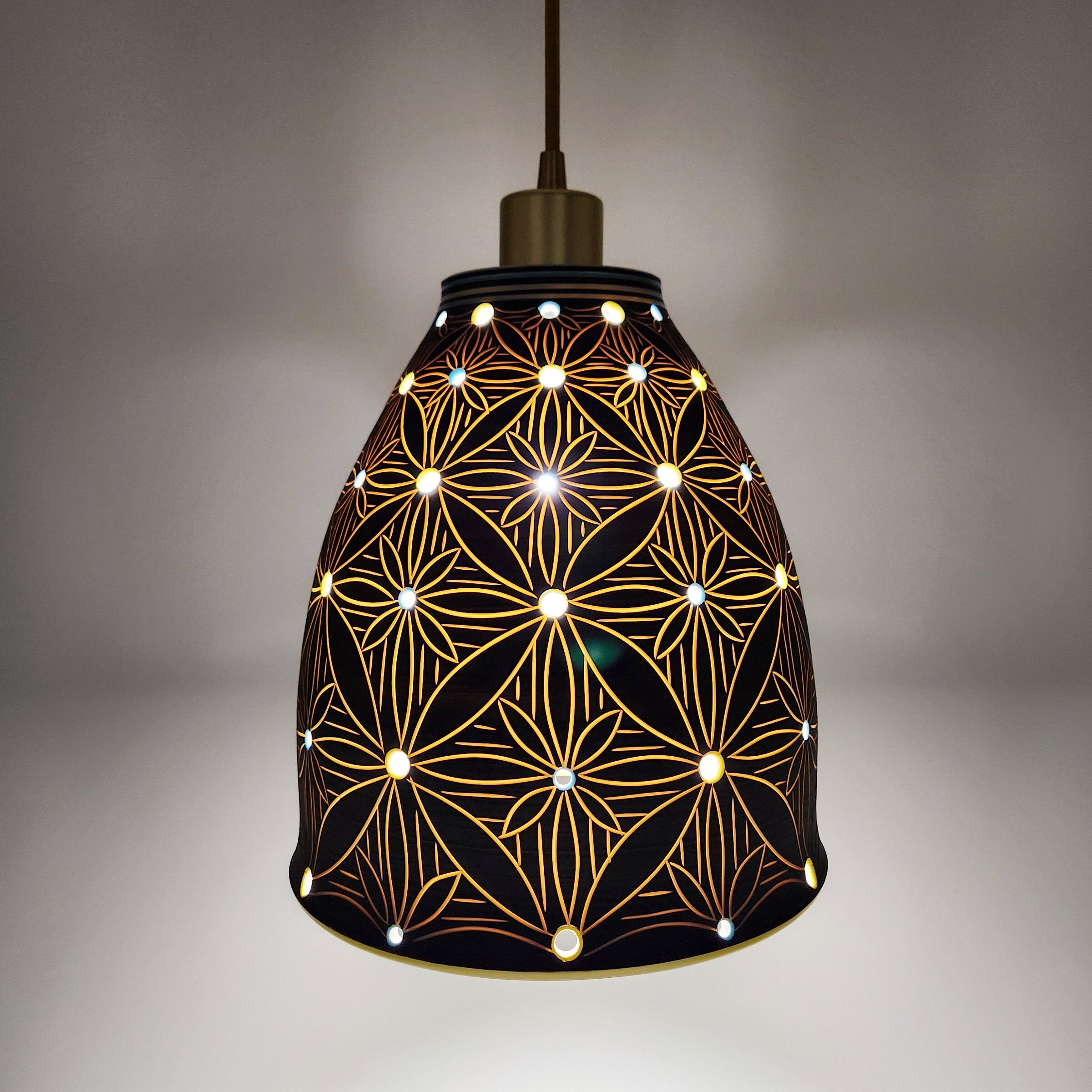 Luminous Grid Porcelain Pendant