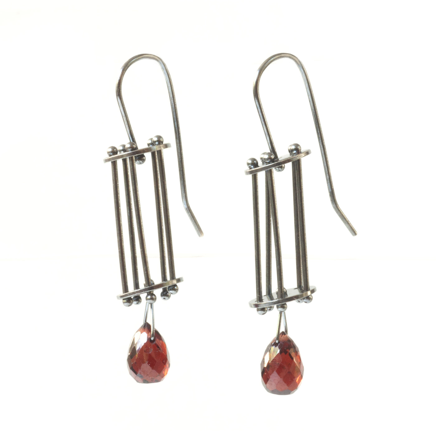 garnet with oxidized silver