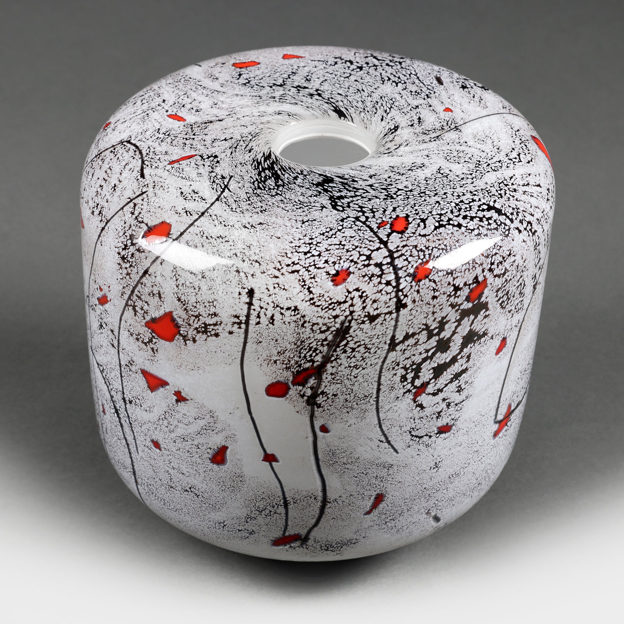 Winter Apples Deluxe Cylinder