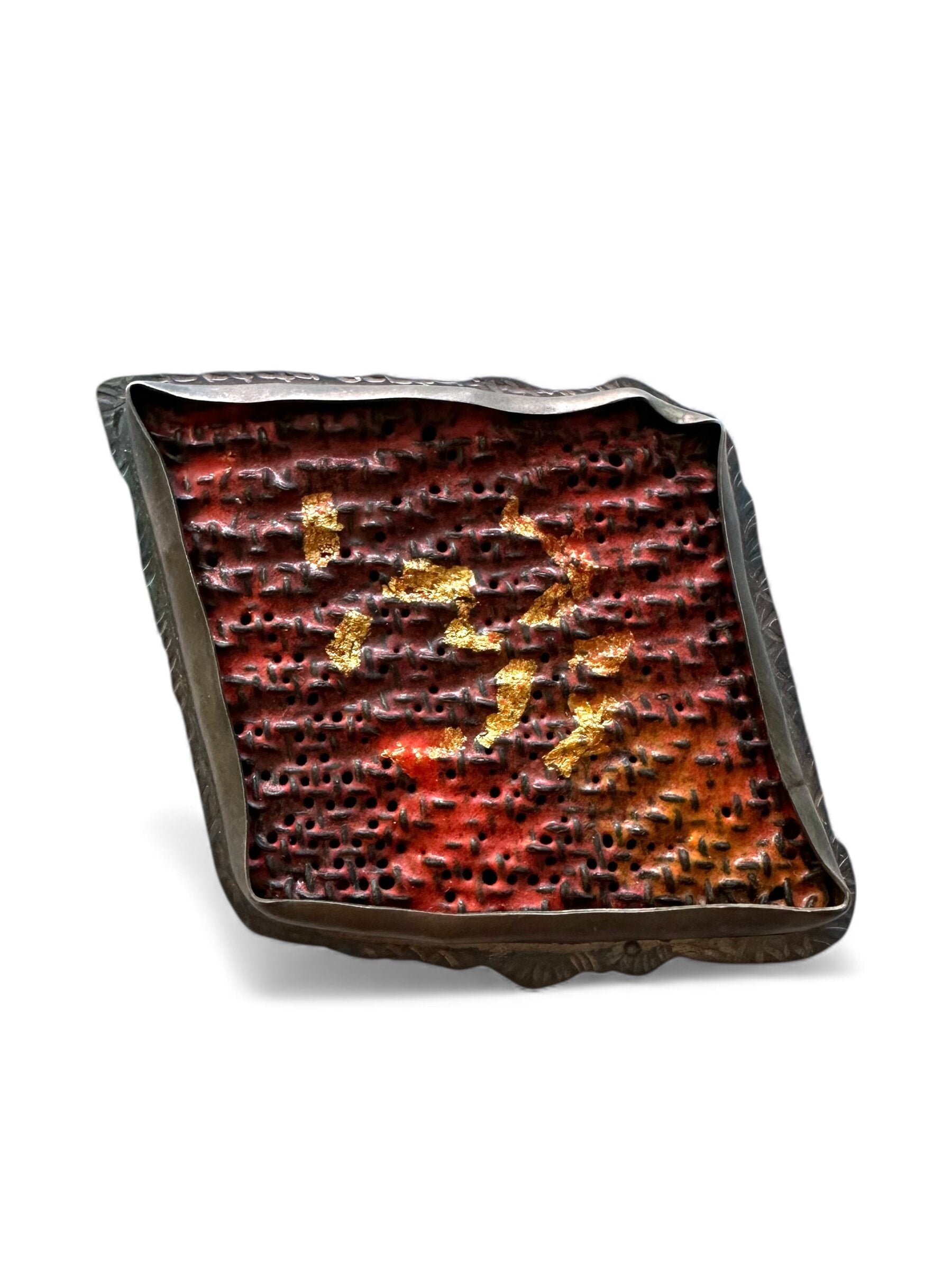 t Metallic Oranges Brooch