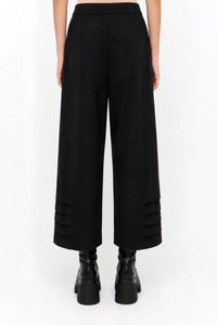 Guard Crop Pant