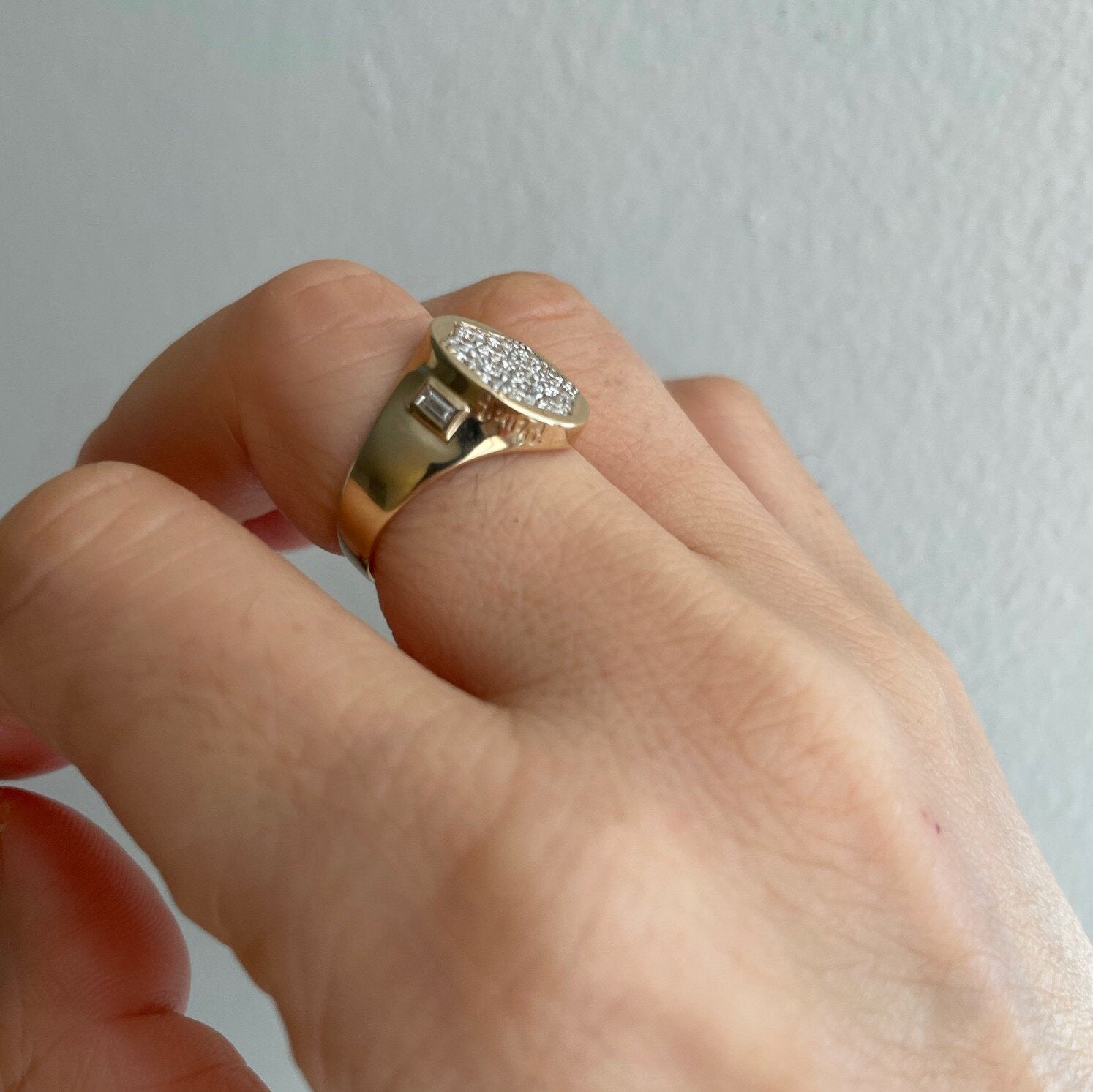 Queens Signet Ring