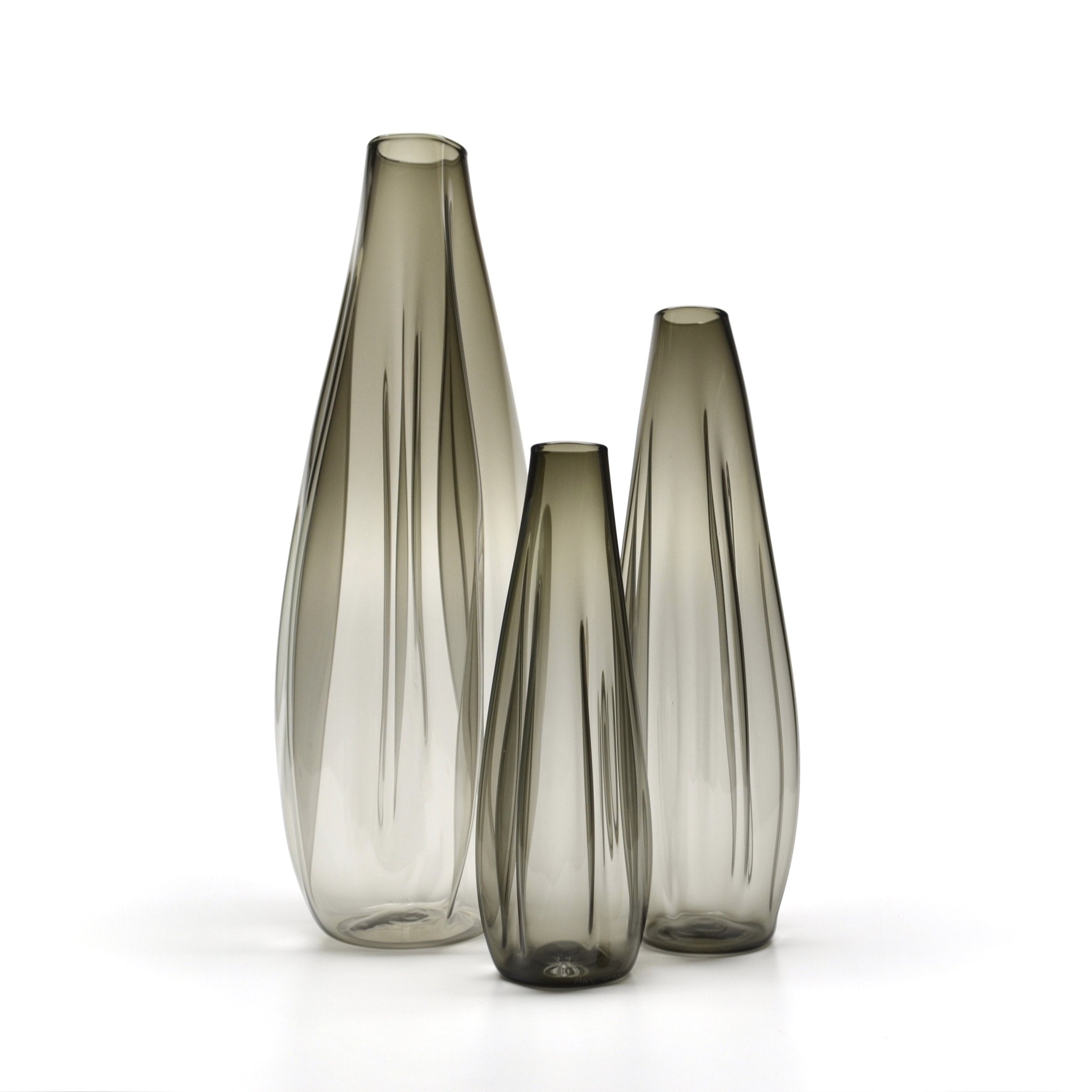 Satin Vase in Gray