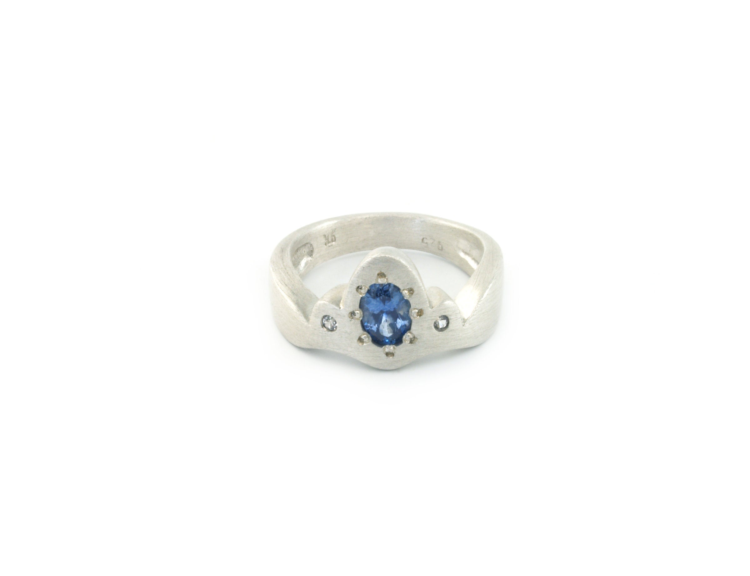 Picot Ring with Montana Sapphire