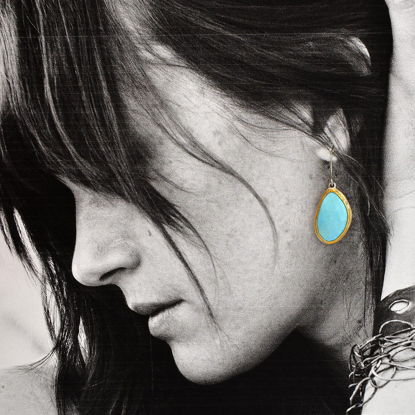 Turquoise Shine Earrings